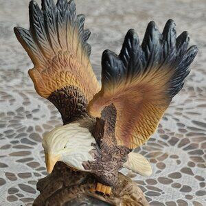 Vintage Bald Eagle Figurine – Eagle Landing on Branch – Wildlife Decor